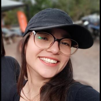 Baby-sitter Paris: Gabriely