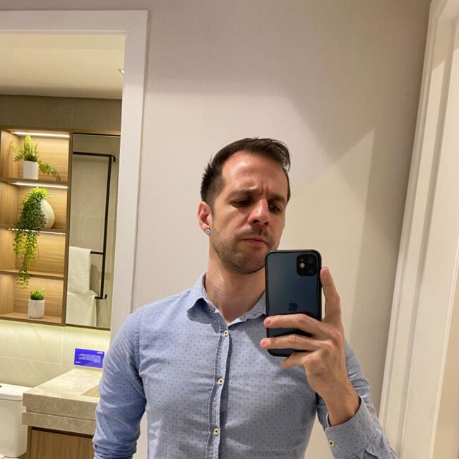 Babysitting job in São Paulo: Gabriel