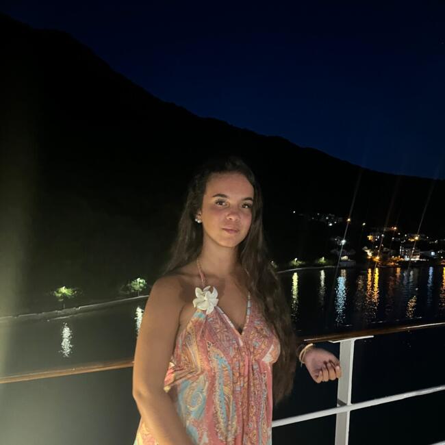 Babysitter in Six-Fours-les-Plages: Maelys