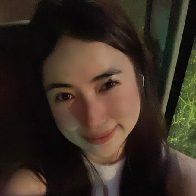 Babysitting job in Singapore Island: Katherine