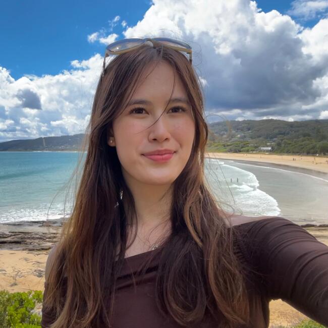 Babysitter in Singapore: Laetitia