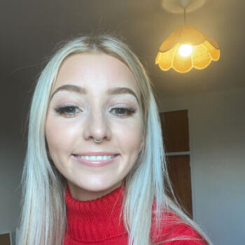Babysitter in Limerick: Alison