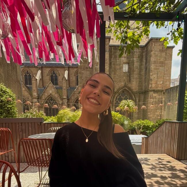 Babysitter in Pont-Péan: Isaure