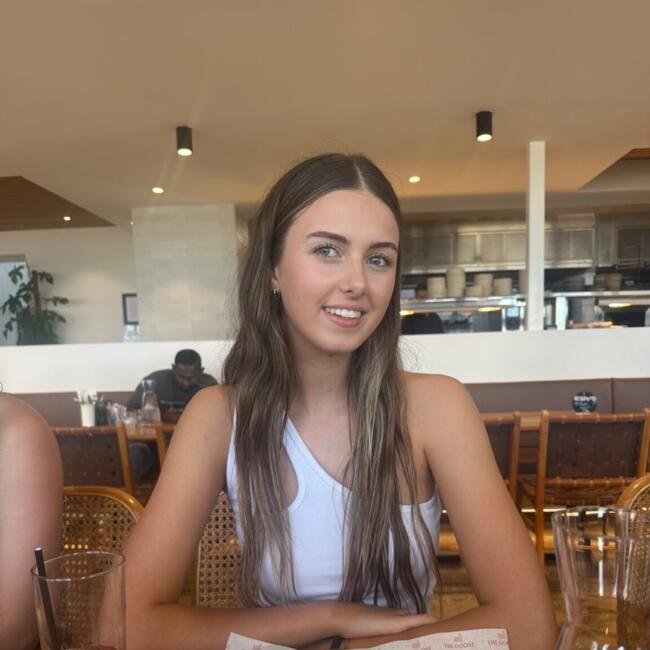 Babysitter in Perth: Ellie