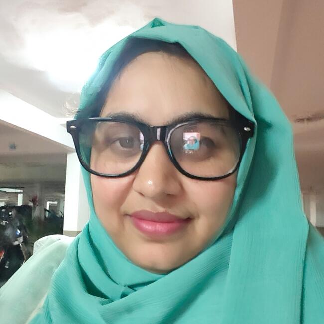 हैदराबाद में बेबीसिटिंग की नौकरी: Star