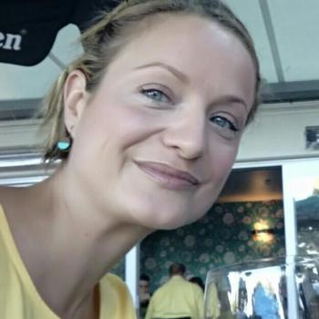 Babysitter Auckland: JUDITH