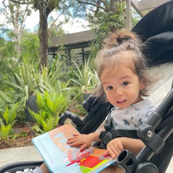 Babysitting job in Canberra: babysitting job Elle