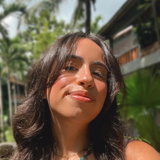 Babysitter in The Bronx: Sofia