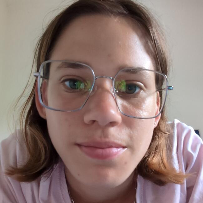 Babysitter in Pamiers: Norah