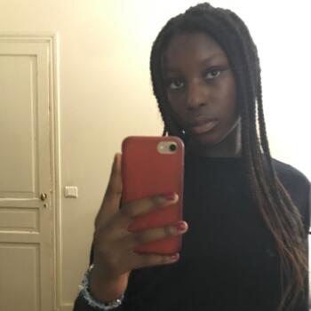 Babysitter in Paris: Mabintily