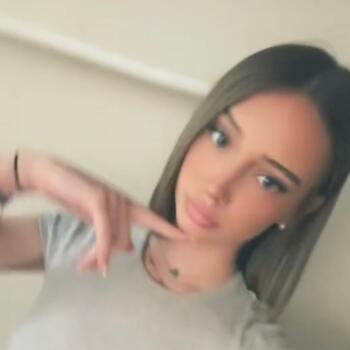 Babysitter in Ixelles-Elsene: Negin