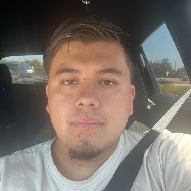 Babysitting job in Hawthorne (California): Manuel