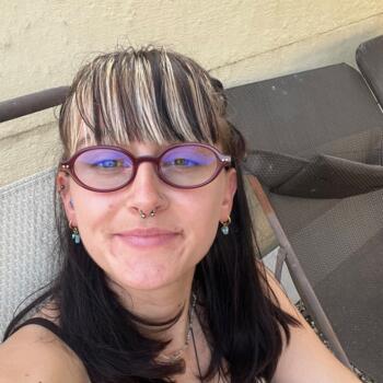 Babysitter in Brussels: Manon