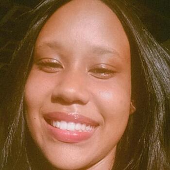 Babysitter in São Luís: Andressa