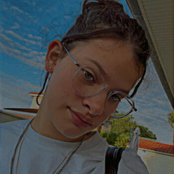 Baby-sitter Communay: Débora