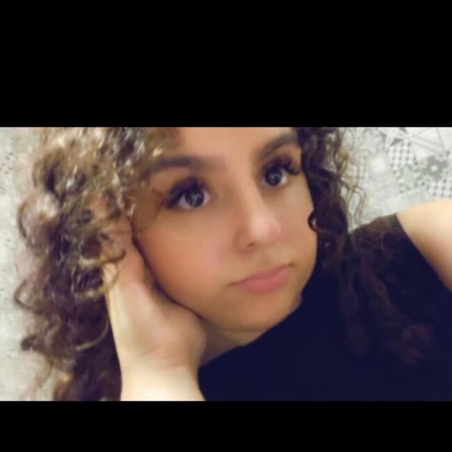 Babysitter in Rouen: Sila - élise