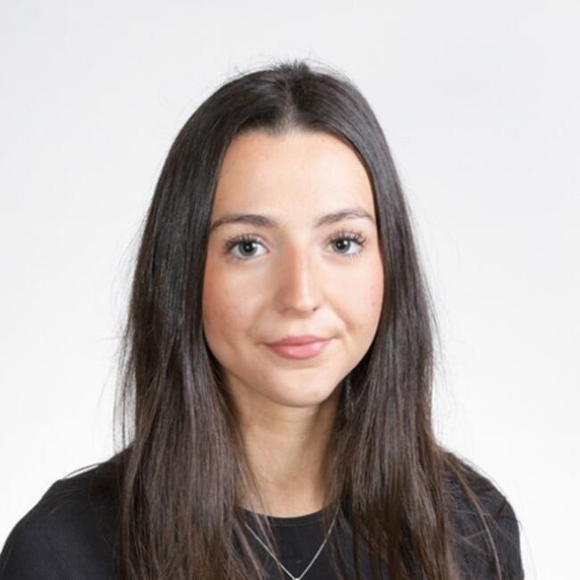 位於Pok Fu Lam的臨時保母: Maya