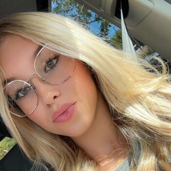 Baby-sitter Pleurtuit: Louane