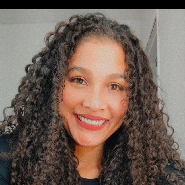 Babysitter in Contagem: Cristiane