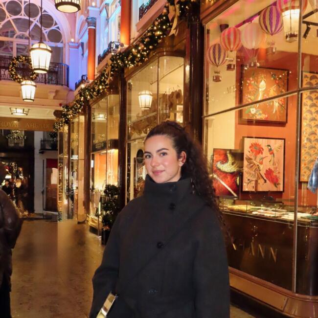 Babysitter in Caluire-et-Cuire: Mélissa