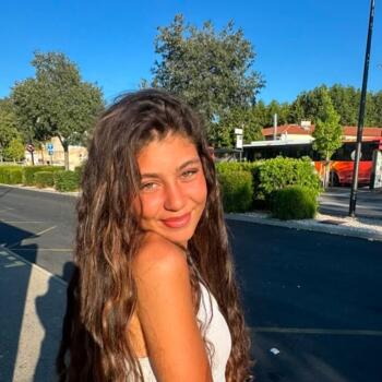 Babysitter in Aix-en-Provence: Allya-Kenza