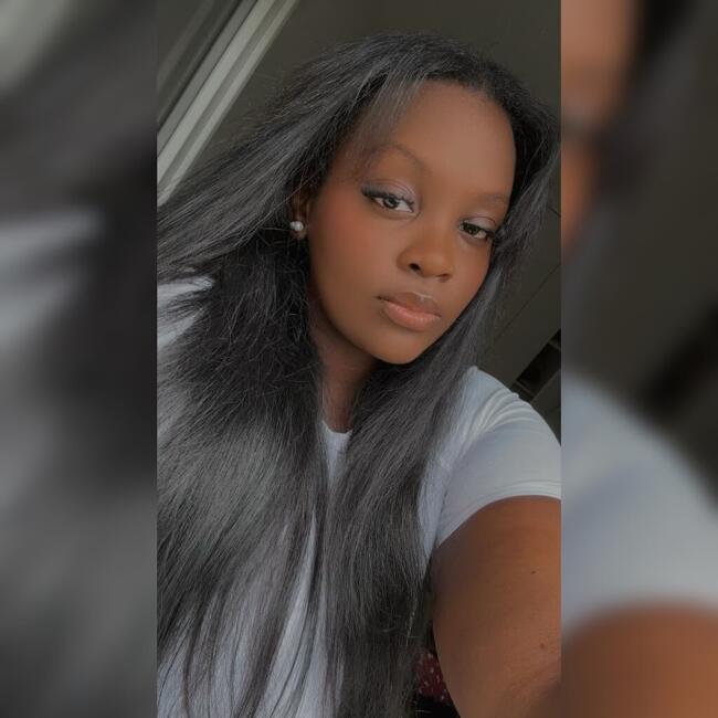 Babysitter in Orléans: Alexandra