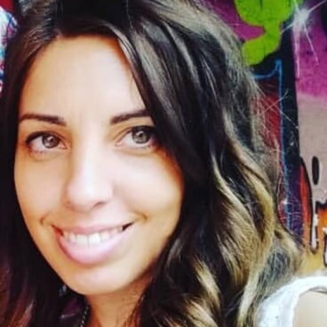 Babysitter a Venegono Superiore: Elena