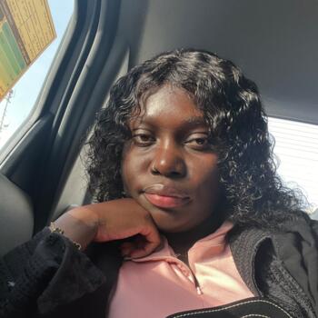 Nanny in Riyadh: Jane