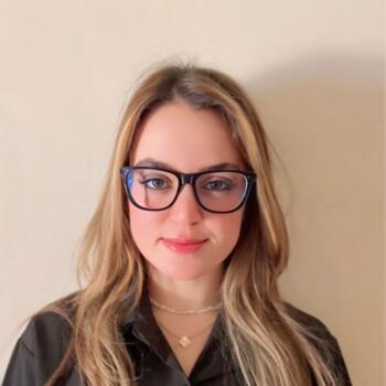 جليسة أطفال في خنيفرة: Rania