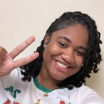 Babysitter in Indianapolis: Myra