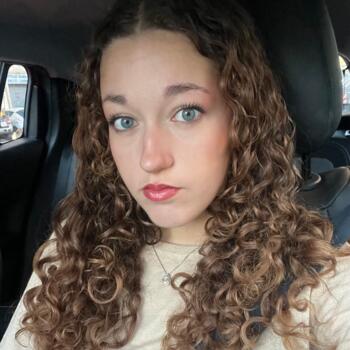 Babysitter in Rome: Elena