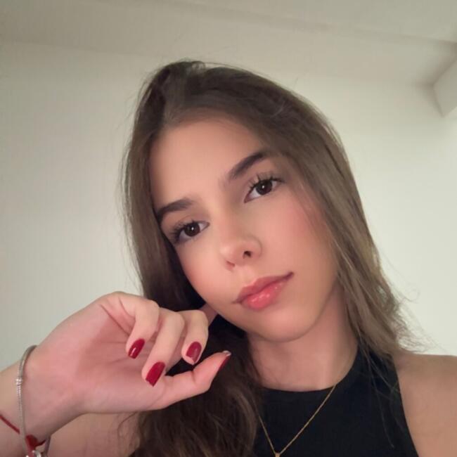 Babysitter in Gandia: Alejandra