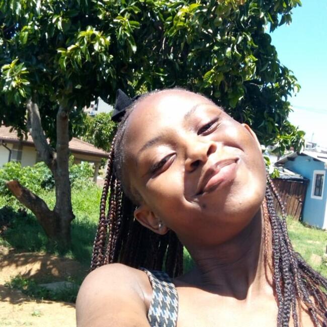 Babysitter in Newlands West: Lungile