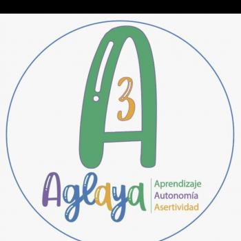 Agencia de cuidado de niños en Medellín: Aglaya A