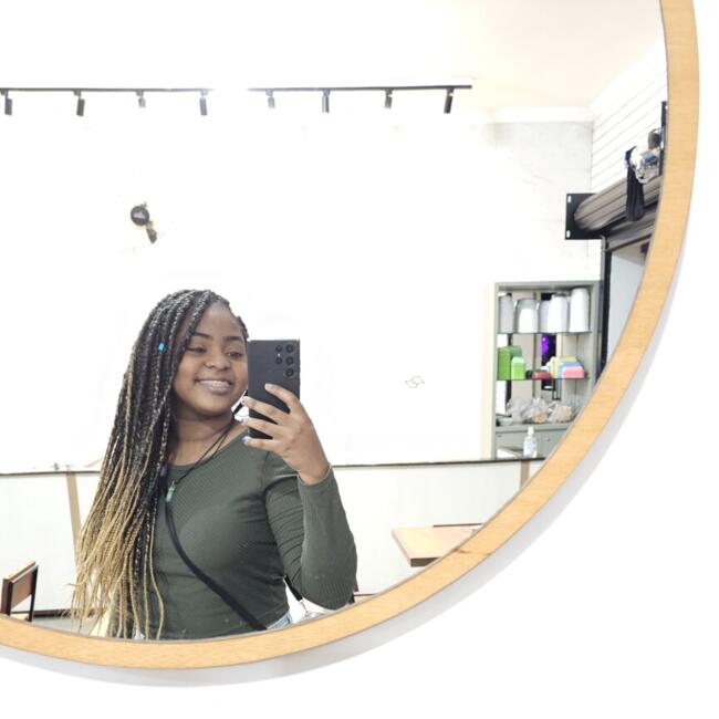 Babá em Conchal: Layane