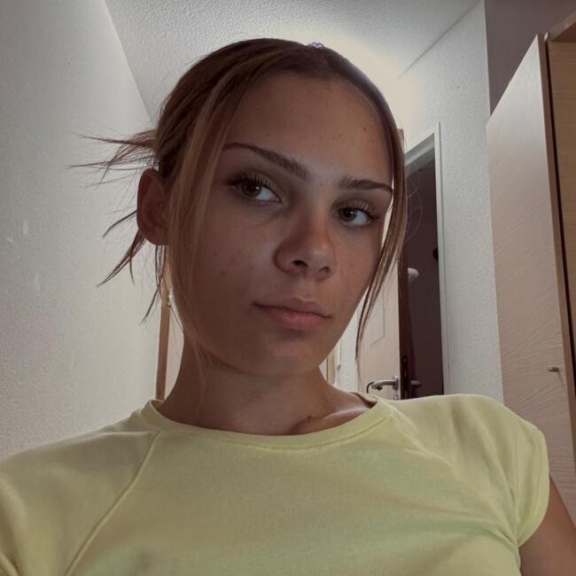 Babysitter in Nice: Floriane