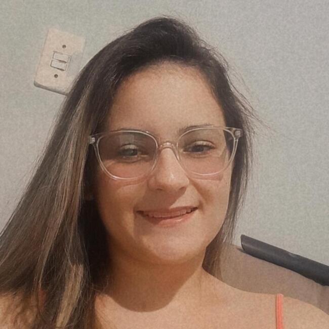 Babysitter in Mogi das Cruzes: Jacqueline