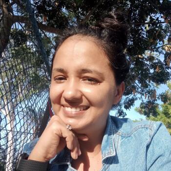 Babysitter in Soledad: Mildredcy