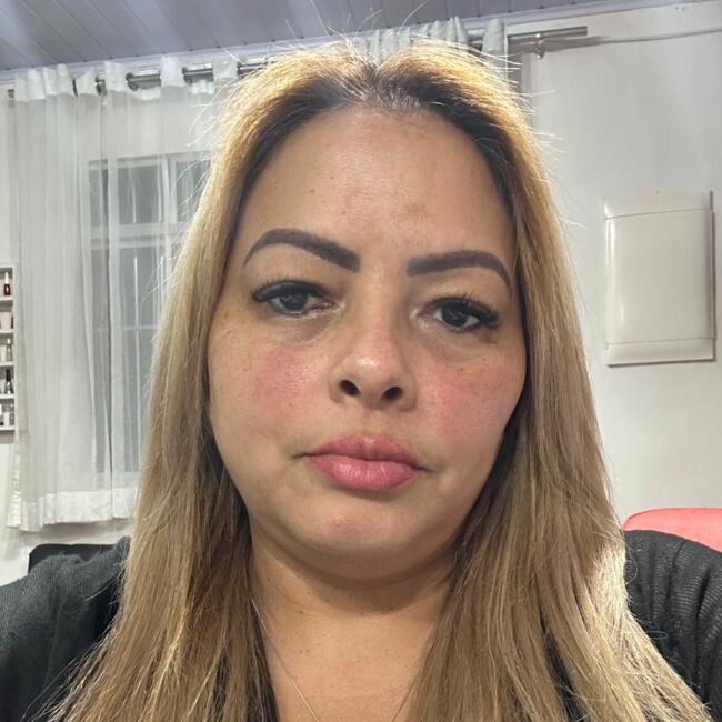 Babysitter in Guarulhos: Jaqueline