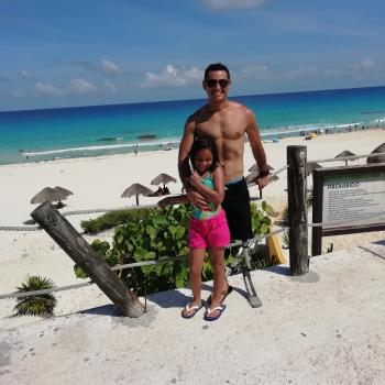 Babysitting job Mérida: babysitting job Wilbert Hugo