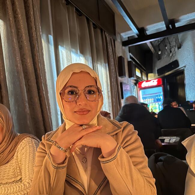 Babysitter in Arezzo: Nasima