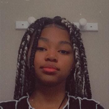 Baby-sitter in Lyon: Christine