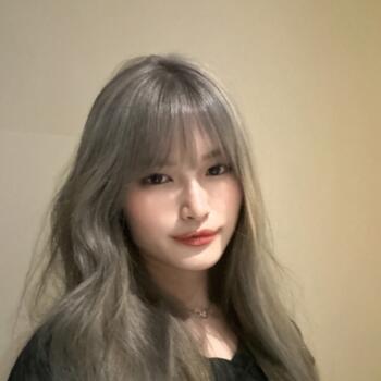 Babysitter in Singapore: Danielle