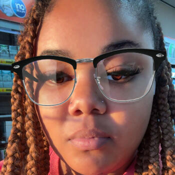 Babysitter in Huntsville: Nyema