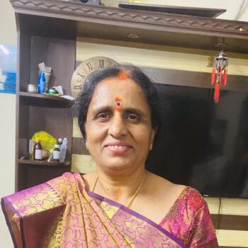 सिकंदराबाद में बेबीसिटर: Pushpa