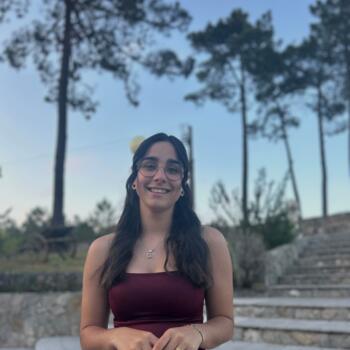 Babysitter Braga: Lara