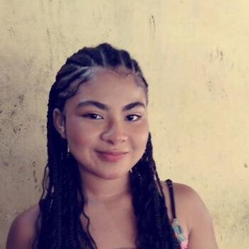 Babá em Castanhal: Emily Sabrina