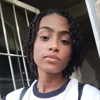Babysitter in Queimados: LUDMYLA