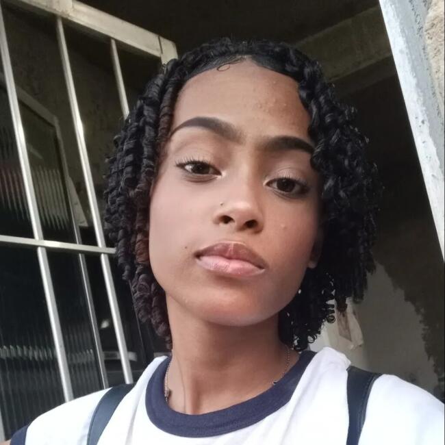 Babysitter in Queimados: LUDMYLA