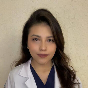 Niñera en Quito: Camila